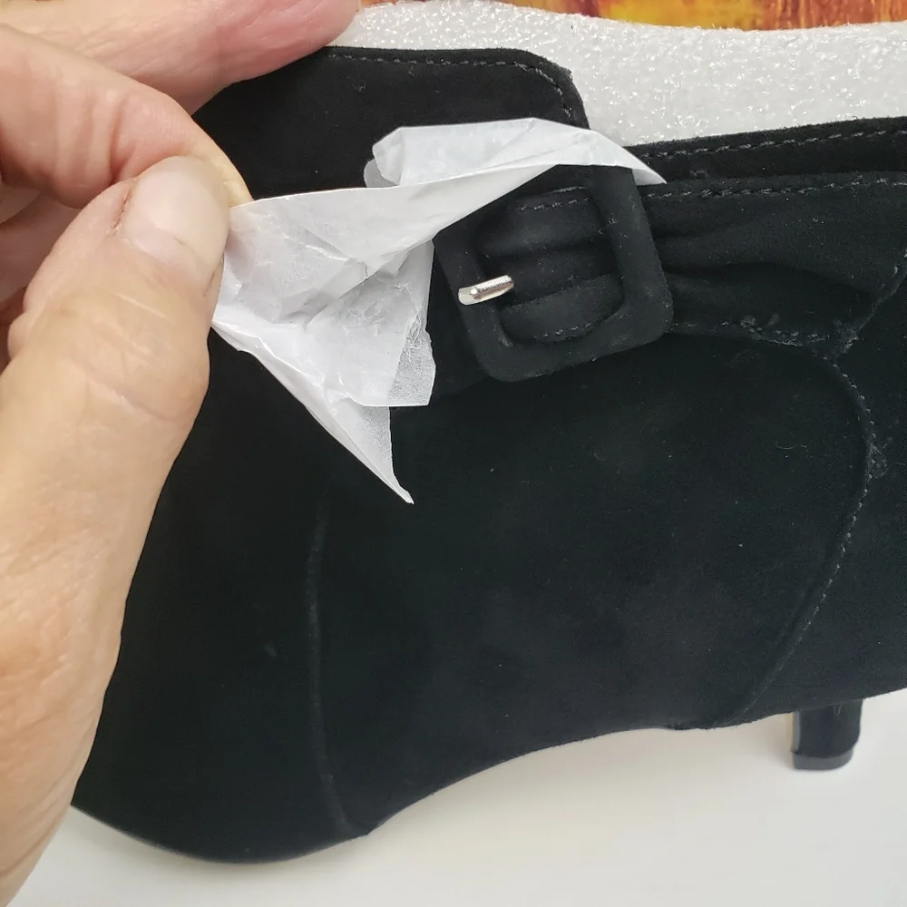 Bella Vita Black Suede Ankle Bootie Leather Rock Revival Bindi NIB sz 10